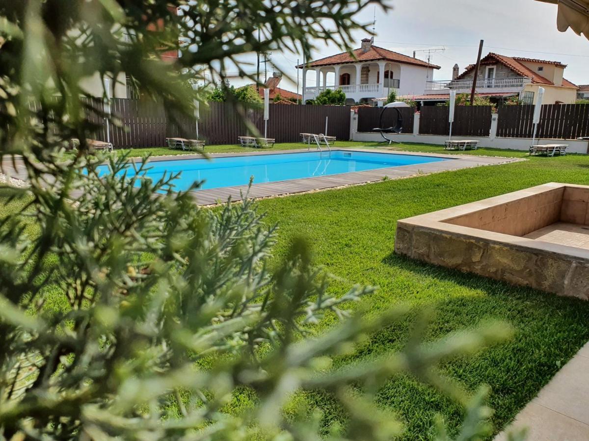 Mente Libre Apartment Nea Plagia Exterior photo